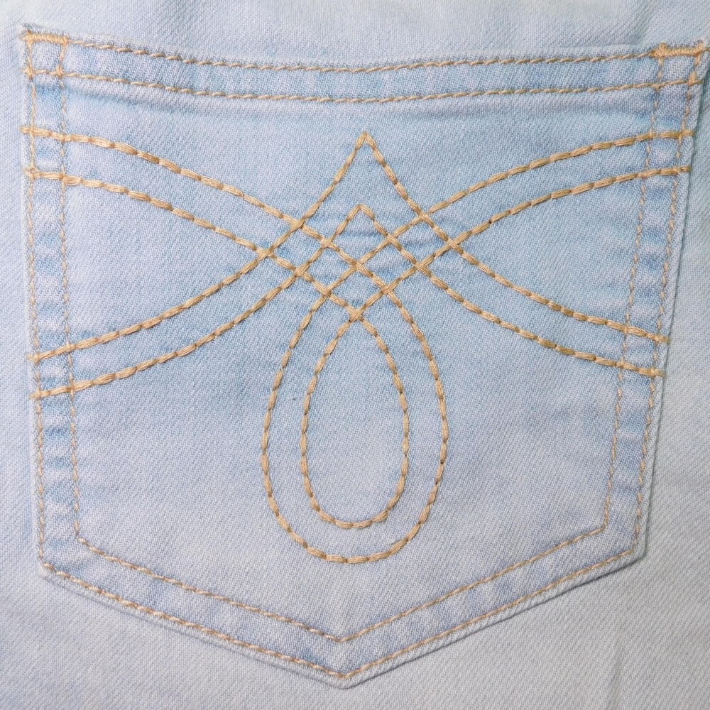 EARL JEANS Capri Crop 8 / 29x23 Light Blue Wash - Picture 5 of 7